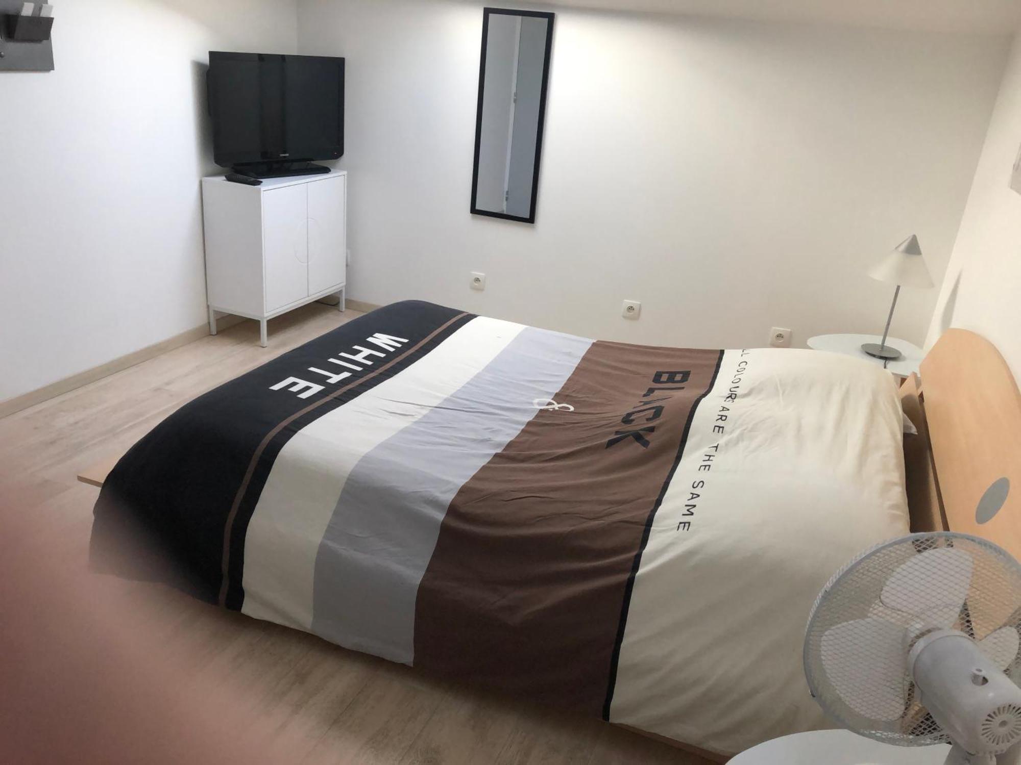 Chambres Chez Philippe Людр Экстерьер фото